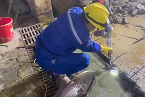惠州地下室伸缩缝堵漏施工视频