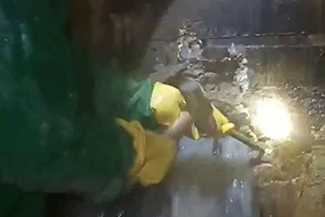 惠州消防水池堵漏施工视频