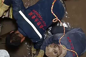 惠州电梯井堵漏施工视频